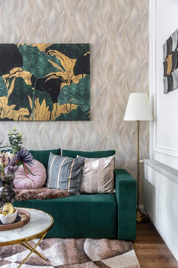 Luxurious Art Deco In The Heart Of Apartment Budapest